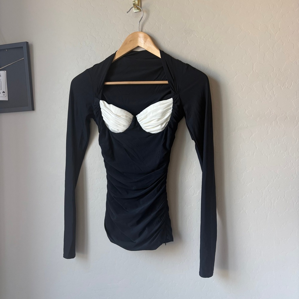 Lirika Matoshi Desa Top Ruched Long Sleeve Top Black White Pleated Bust Small - Picture 3 of 7